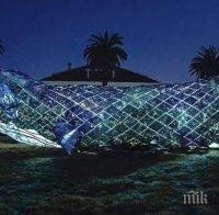 Екологична акция: В Сан Франциско гигантска пластмасова скулптура на кит постави световен рекорд (ВИДЕО)