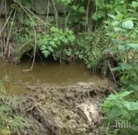Река в Родопите потече кафява с гадна миризма