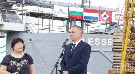 пуснаха вода холандски кораб построен варна