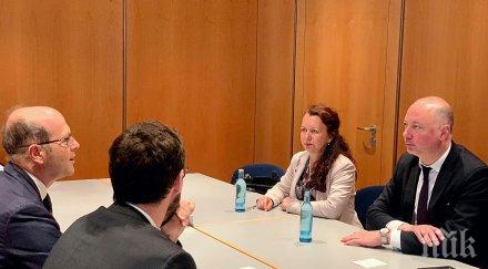 министър росен желязков пакета мобилност единомислещите оставаме непоколебими