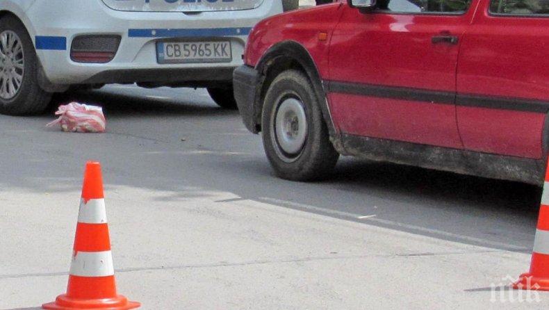 Кола помете жена на пешеходна пътека в Кърджали