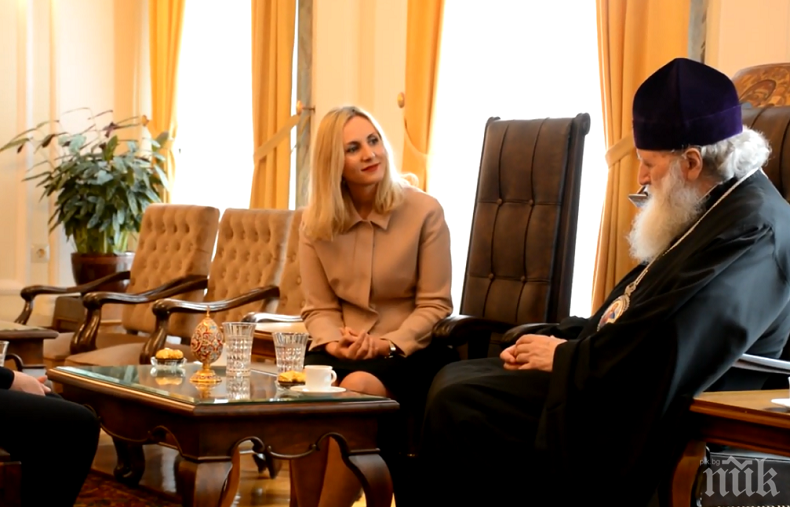 Патриарх Неофит се срещна с Албанския посланик Доника Ходжа (ВИДЕО)