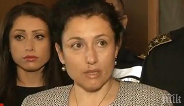 Десислава Танева с подробности след унищожителните градушки - 70 000 декара са засегнати от бурята
