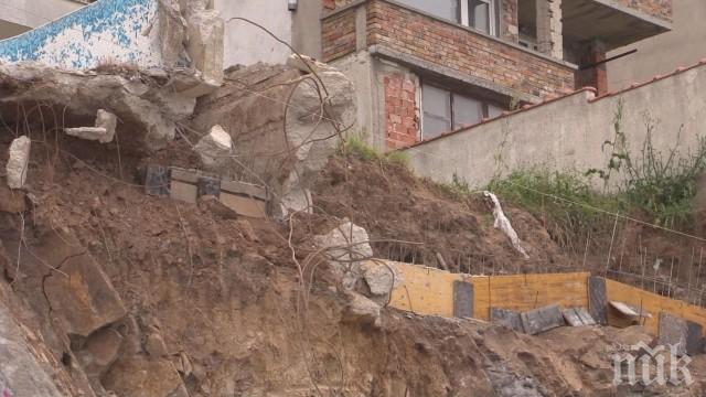 Нов опасен строеж никне на метри от брега в Созопол