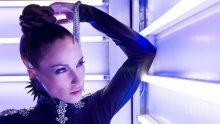 ПЪРВО В ПИК: Момче или момиче? Ето какво ще е бебето на Алекс Раева... (СНИМКА)
