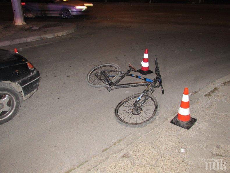 Кола помете дете на велосипед във Варна