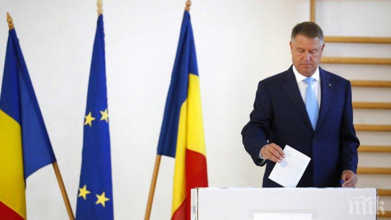 Президентът на Румъния иска правителството да подаде оставка