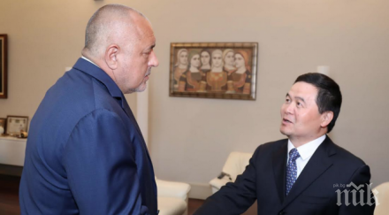 първо пик посланикът китай силни думи борисов казаха важната среща снимки