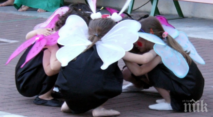 детският фестивал лачени обувки започна берковица