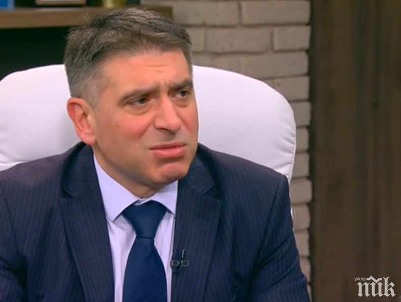Министър Кирилов оповести колко пари са хвърлени в борбата с домашното насилие Министър Кирилов оповести колко пари са хвърлени в борбата с домашното насилие