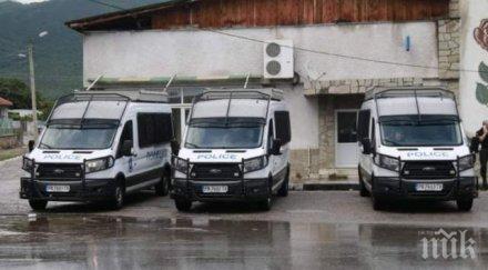 нов протест кърнаре жандармерия блокира селото снимки