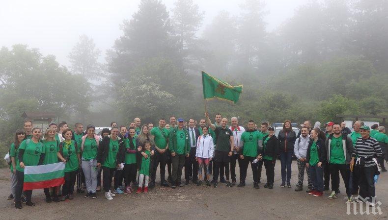 ГЕРБ – Враца проведе традиционния поклоннически поход до връх Околчица (СНИМКИ)