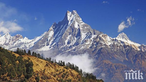 ИЗВЪНРЕДНО: 8 алпинисти изчезнаха в Хималаите