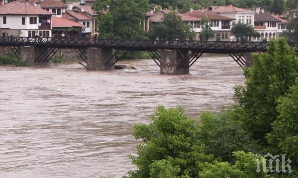ПРЕВЕНЦИЯ: В Търново наредиха денонощен мониторинг на Янтра