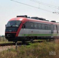 Роми скочиха на кондуктор заради 2 лева (ВИДЕО) 