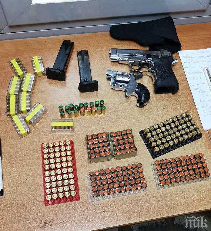 Спецсъдът гледа делото срещу швейцареца, задържан с боен арсенал на Капитан Андреево