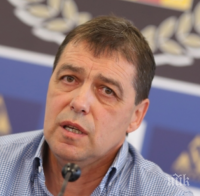 ФУТБОЛНА МЪЛНИЯ: Хубчев с важно решение на 