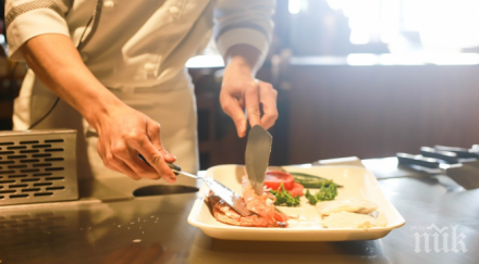 сезонните работници започват 1000 стартова заплата