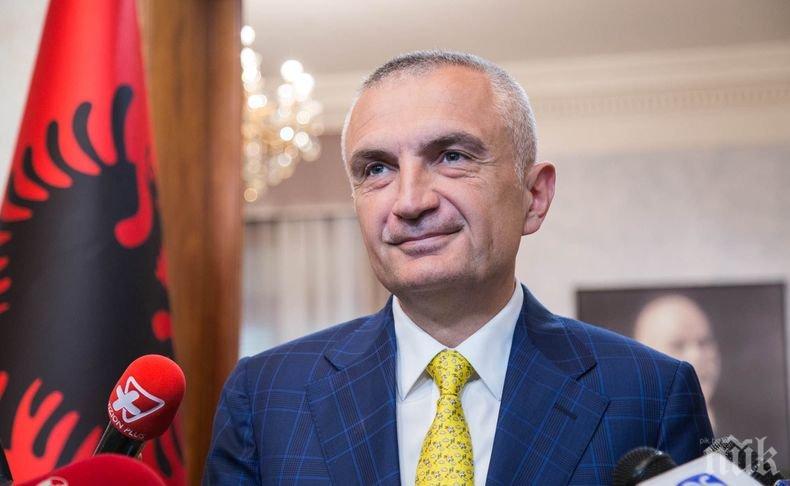Албанските социалисти внесоха искане за отстраняване на президента на страната