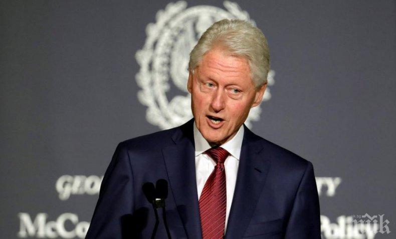 Косово удостои Бил Клинтън с Орден на свободата
