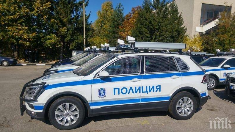 ЧЕСТИТО: Глиган потроши чисто нова патрулка на пътя Пещера-Пловдив