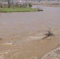 Дунав спадна с 18 см за денонощие