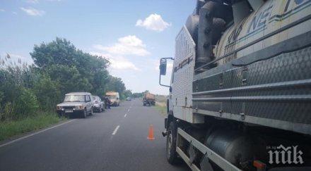 разлив петрол бургаския квартал долно езерово лукойл подозира криминален пробив