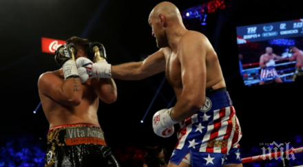 тайсън убедителна победа