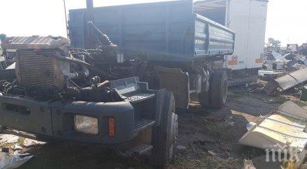 първо пик мвр спипа автоджамбази местопрестъплението разкоствали крадена кола снимки