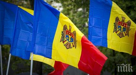 кризата молдова продължава премиерът поиска оставките членовете конституционния съд