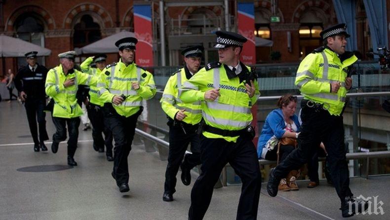 Масови арести в Лондон след убийството на трима души
