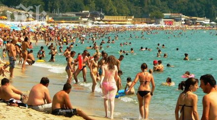 стотици варненци гласуват отидат плаж 385 изборни секции очакват