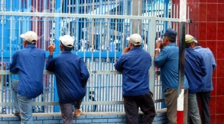 дават повече пари работниците фалит фирмата