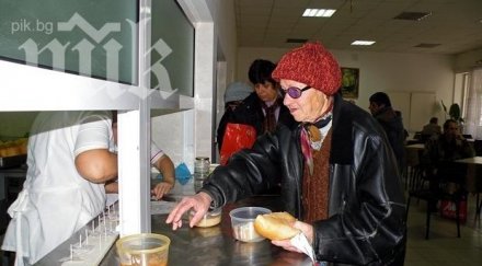 отварят пет кухни социално слаби