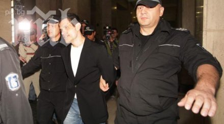 брендо шок присъдата чакат неприятности