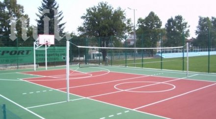 345 училища страната констатирани проблеми спортните площадки