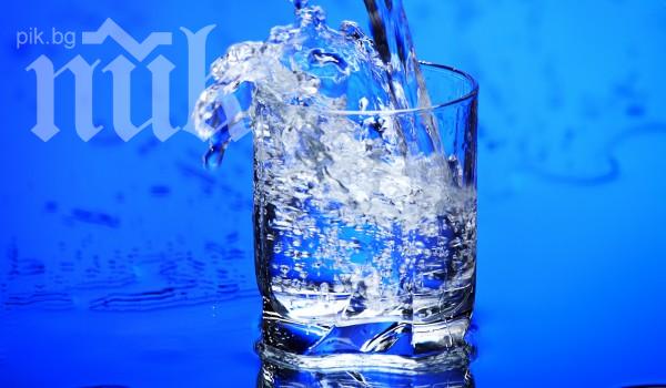 Водата ни помага да отслабнем