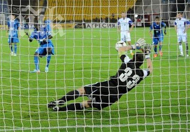 Левски глобява Де Карвальо за изпортената дузпа