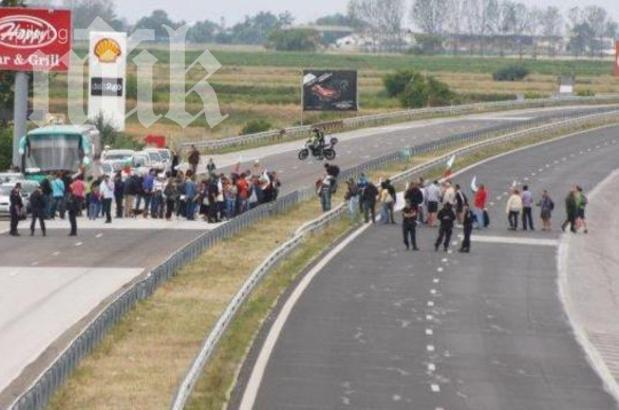 Протестиращ пловдивчанин два пъти се опита да излезе на автомагистрала Tракия