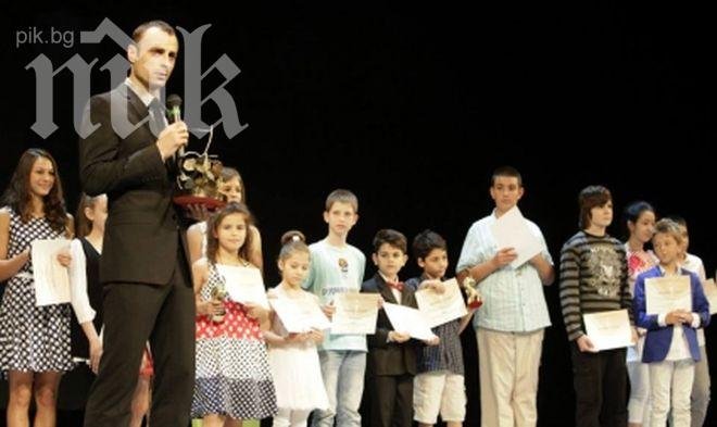 Бербатов захапа Фандъкова: Иска ли София моя академия?!