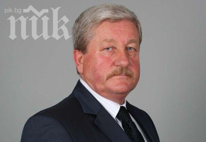 Отцепник от ГЕРБ: Уважаваме Бойко Борисов, дано се освободи от Цветанов