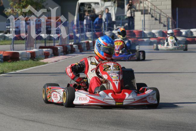 Дете се претрепа на картинг писта