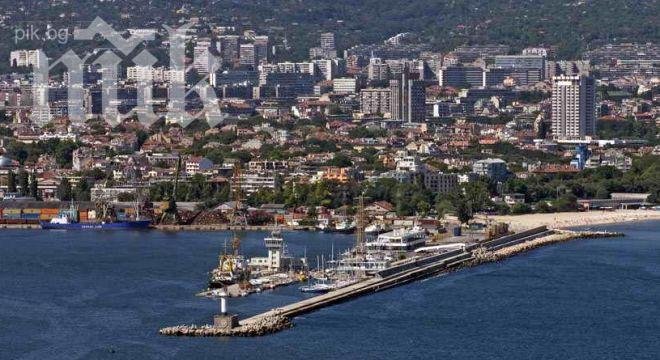 Бозов или Портних печели изборите във Варна - никой не знае