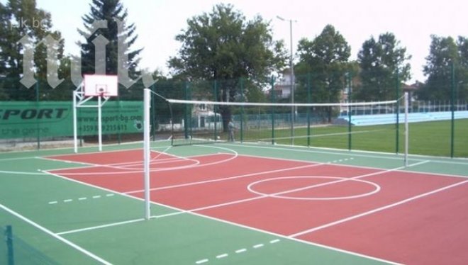 В 345 училища в страната са констатирани проблеми със спортните площадки