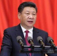 ИСТОРИЧЕСКО: Китайският президент пристигна в Северна Корея
