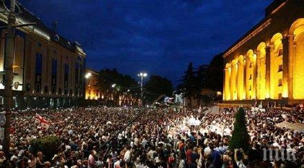 председателят грузинския парламент подаде оставка протестите
