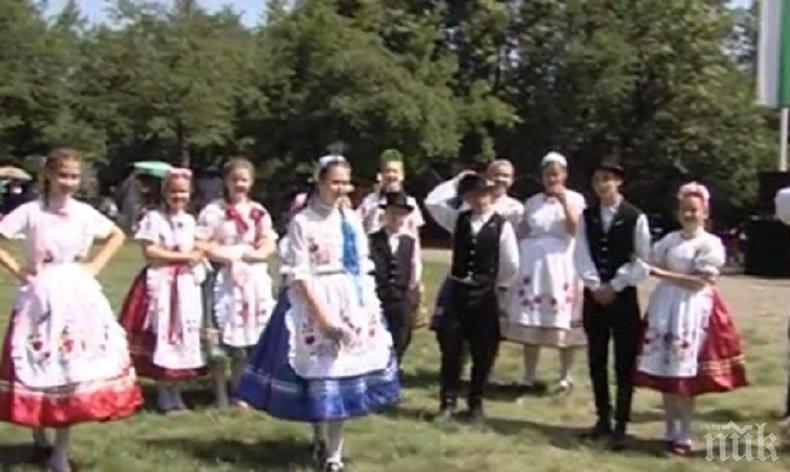 Повече от 4000 души се събраха на националния събор край Лясковец