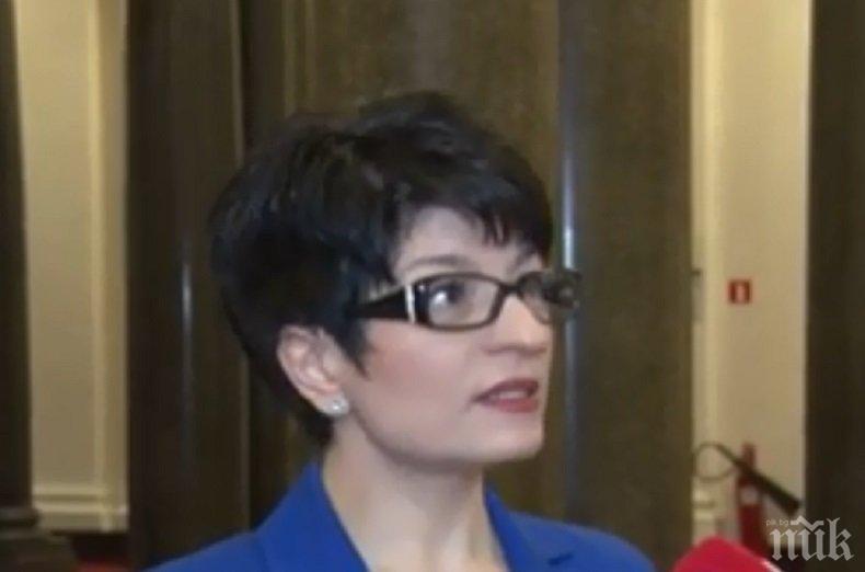 Десислава Атанасова за скандала с партийните субсидии: Партиите могат да разчитат на дарения, имат и членски внос
