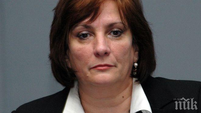 Искра Михайлова се отказа от депутатското място в ДПС