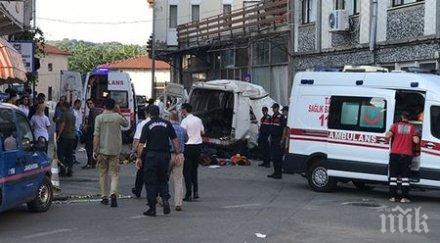 трупове касапница одрин микробус пълен мигранти заби стена гонка жандармерията